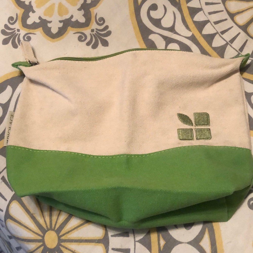 Makeup bag